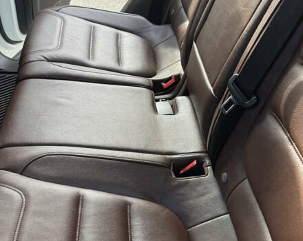 Белый Фольксваген Туарег, объемом двигателя 3 л и пробегом 175 тыс. км за 17500 $, фото 5 на Automoto.ua