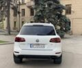 Білий Фольксваген Туарег, об'ємом двигуна 3 л та пробігом 235 тис. км за 14800 $, фото 8 на Automoto.ua