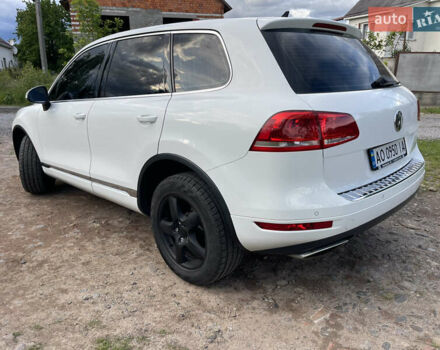 Белый Фольксваген Туарег, объемом двигателя 2.97 л и пробегом 257 тыс. км за 21000 $, фото 8 на Automoto.ua