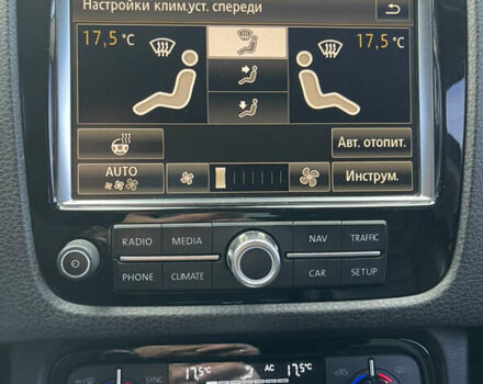 Белый Фольксваген Туарег, объемом двигателя 2.97 л и пробегом 257 тыс. км за 21000 $, фото 35 на Automoto.ua