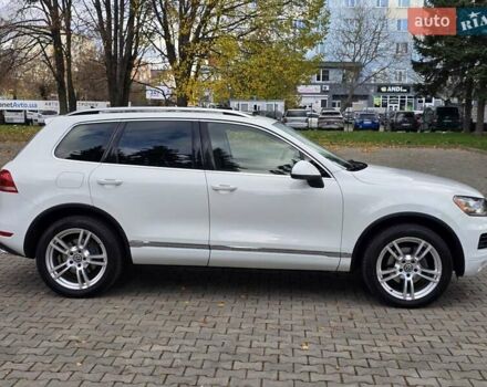 Белый Фольксваген Туарег, объемом двигателя 2.97 л и пробегом 290 тыс. км за 17500 $, фото 4 на Automoto.ua