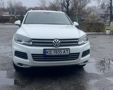 Білий Фольксваген Туарег, об'ємом двигуна 2.97 л та пробігом 130 тис. км за 21300 $, фото 1 на Automoto.ua