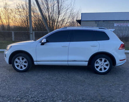 Білий Фольксваген Туарег, об'ємом двигуна 2.97 л та пробігом 259 тис. км за 17000 $, фото 6 на Automoto.ua