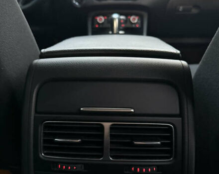 Білий Фольксваген Туарег, об'ємом двигуна 2.97 л та пробігом 231 тис. км за 17999 $, фото 23 на Automoto.ua