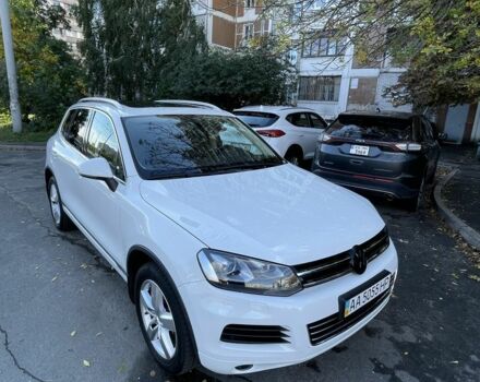 Белый Фольксваген Туарег, объемом двигателя 3 л и пробегом 152 тыс. км за 19500 $, фото 5 на Automoto.ua