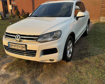 Белый Фольксваген Туарег, объемом двигателя 2.97 л и пробегом 230 тыс. км за 16800 $, фото 3 на Automoto.ua