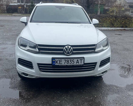 Білий Фольксваген Туарег, об'ємом двигуна 2.97 л та пробігом 130 тис. км за 21300 $, фото 2 на Automoto.ua