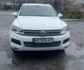 Білий Фольксваген Туарег, об'ємом двигуна 2.97 л та пробігом 130 тис. км за 21300 $, фото 2 на Automoto.ua