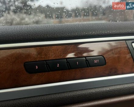 Белый Фольксваген Туарег, объемом двигателя 3 л и пробегом 204 тыс. км за 16800 $, фото 46 на Automoto.ua