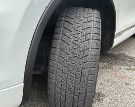 Белый Фольксваген Туарег, объемом двигателя 2.97 л и пробегом 237 тыс. км за 16900 $, фото 14 на Automoto.ua