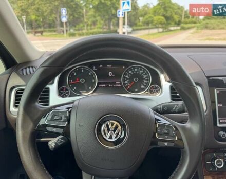 Белый Фольксваген Туарег, объемом двигателя 2.97 л и пробегом 177 тыс. км за 22333 $, фото 17 на Automoto.ua