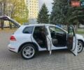 Белый Фольксваген Туарег, объемом двигателя 2.97 л и пробегом 290 тыс. км за 17500 $, фото 26 на Automoto.ua