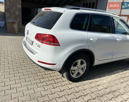 Білий Фольксваген Туарег, об'ємом двигуна 2.97 л та пробігом 248 тис. км за 20500 $, фото 7 на Automoto.ua