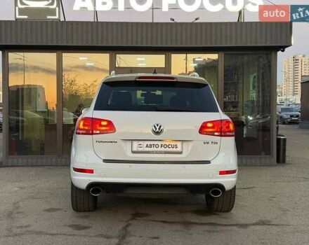 Белый Фольксваген Туарег, объемом двигателя 2.97 л и пробегом 270 тыс. км за 20990 $, фото 5 на Automoto.ua