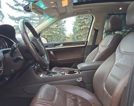 Белый Фольксваген Туарег, объемом двигателя 2.97 л и пробегом 290 тыс. км за 17500 $, фото 14 на Automoto.ua