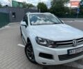 Белый Фольксваген Туарег, объемом двигателя 2.97 л и пробегом 285 тыс. км за 16800 $, фото 1 на Automoto.ua