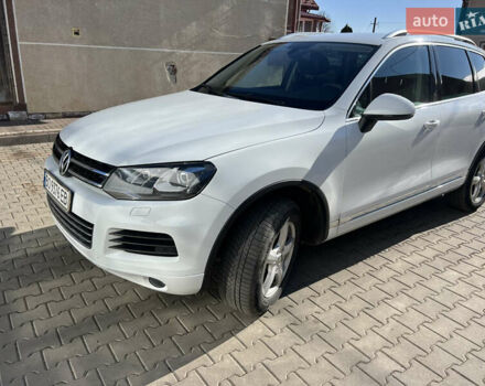 Білий Фольксваген Туарег, об'ємом двигуна 2.97 л та пробігом 248 тис. км за 20500 $, фото 3 на Automoto.ua
