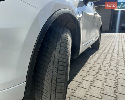 Білий Фольксваген Туарег, об'ємом двигуна 2.97 л та пробігом 248 тис. км за 20500 $, фото 16 на Automoto.ua