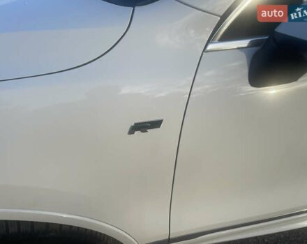 Белый Фольксваген Туарег, объемом двигателя 2.97 л и пробегом 242 тыс. км за 19999 $, фото 8 на Automoto.ua