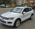 Белый Фольксваген Туарег, объемом двигателя 2.97 л и пробегом 290 тыс. км за 17500 $, фото 1 на Automoto.ua