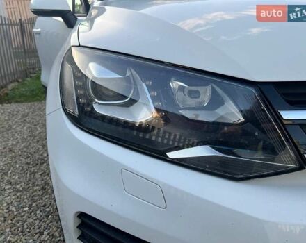 Білий Фольксваген Туарег, об'ємом двигуна 2.97 л та пробігом 337 тис. км за 18500 $, фото 29 на Automoto.ua