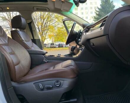 Белый Фольксваген Туарег, объемом двигателя 2.97 л и пробегом 290 тыс. км за 17500 $, фото 22 на Automoto.ua