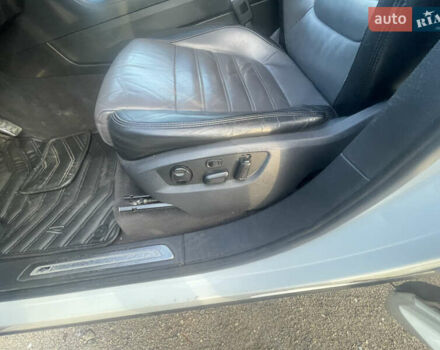 Белый Фольксваген Туарег, объемом двигателя 2.97 л и пробегом 242 тыс. км за 19999 $, фото 30 на Automoto.ua