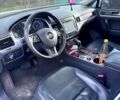 Білий Фольксваген Туарег, об'ємом двигуна 3 л та пробігом 247 тис. км за 20000 $, фото 5 на Automoto.ua