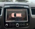 Белый Фольксваген Туарег, объемом двигателя 3 л и пробегом 228 тыс. км за 17500 $, фото 10 на Automoto.ua