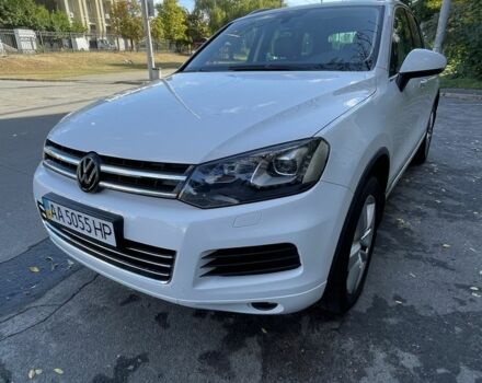 Белый Фольксваген Туарег, объемом двигателя 3 л и пробегом 152 тыс. км за 19500 $, фото 4 на Automoto.ua