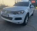 Белый Фольксваген Туарег, объемом двигателя 2.97 л и пробегом 244 тыс. км за 17000 $, фото 1 на Automoto.ua