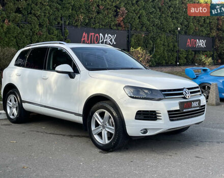 Белый Фольксваген Туарег, объемом двигателя 2.97 л и пробегом 255 тыс. км за 18900 $, фото 8 на Automoto.ua