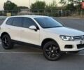Белый Фольксваген Туарег, объемом двигателя 2.97 л и пробегом 180 тыс. км за 18999 $, фото 1 на Automoto.ua