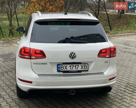 Белый Фольксваген Туарег, объемом двигателя 2.97 л и пробегом 260 тыс. км за 22500 $, фото 18 на Automoto.ua