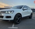 Белый Фольксваген Туарег, объемом двигателя 2.97 л и пробегом 180 тыс. км за 18999 $, фото 48 на Automoto.ua