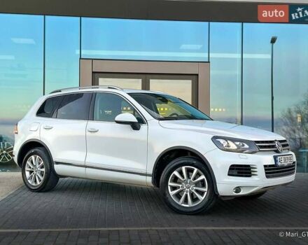 Білий Фольксваген Туарег, об'ємом двигуна 3 л та пробігом 239 тис. км за 19300 $, фото 7 на Automoto.ua