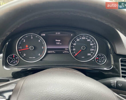 Белый Фольксваген Туарег, объемом двигателя 2.97 л и пробегом 260 тыс. км за 22500 $, фото 67 на Automoto.ua