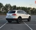 Белый Фольксваген Туарег, объемом двигателя 2.97 л и пробегом 180 тыс. км за 18999 $, фото 38 на Automoto.ua