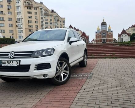 Білий Фольксваген Туарег, об'ємом двигуна 3 л та пробігом 146 тис. км за 25000 $, фото 17 на Automoto.ua