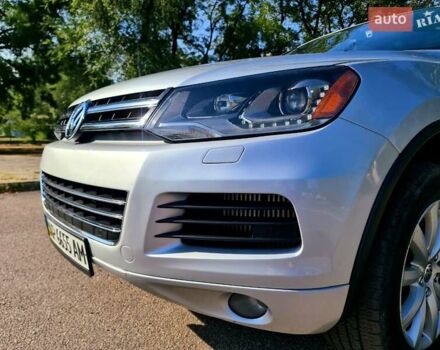 Белый Фольксваген Туарег, объемом двигателя 2.97 л и пробегом 195 тыс. км за 19700 $, фото 17 на Automoto.ua