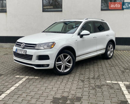 Белый Фольксваген Туарег, объемом двигателя 2.97 л и пробегом 260 тыс. км за 22500 $, фото 32 на Automoto.ua