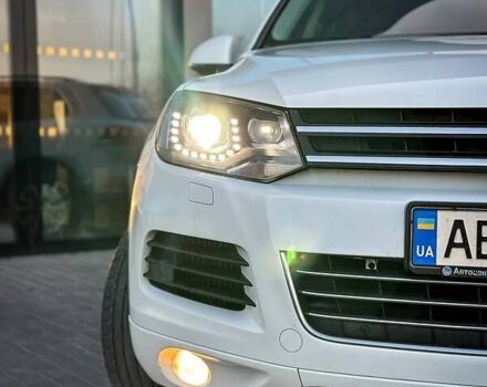 Білий Фольксваген Туарег, об'ємом двигуна 3 л та пробігом 239 тис. км за 19300 $, фото 1 на Automoto.ua