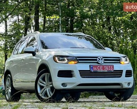 Белый Фольксваген Туарег, объемом двигателя 2.97 л и пробегом 299 тыс. км за 16999 $, фото 8 на Automoto.ua
