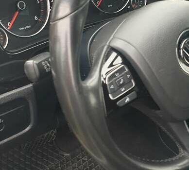 Белый Фольксваген Туарег, объемом двигателя 3 л и пробегом 170 тыс. км за 26400 $, фото 9 на Automoto.ua