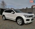 Белый Фольксваген Туарег, объемом двигателя 2.97 л и пробегом 222 тыс. км за 18999 $, фото 5 на Automoto.ua