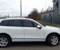 Белый Фольксваген Туарег, объемом двигателя 2.97 л и пробегом 290 тыс. км за 18000 $, фото 5 на Automoto.ua