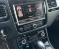 Белый Фольксваген Туарег, объемом двигателя 2.97 л и пробегом 260 тыс. км за 20900 $, фото 16 на Automoto.ua