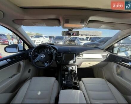 Белый Фольксваген Туарег, объемом двигателя 3.6 л и пробегом 135 тыс. км за 16500 $, фото 5 на Automoto.ua