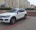 Білий Фольксваген Туарег, об'ємом двигуна 3 л та пробігом 146 тис. км за 25000 $, фото 4 на Automoto.ua
