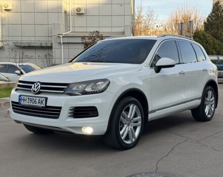 Белый Фольксваген Туарег, объемом двигателя 3 л и пробегом 220 тыс. км за 17700 $, фото 2 на Automoto.ua